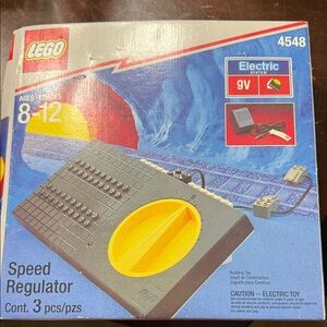 LEGO 4548 9V Electric Speed Regulator Set with Yellow and Gray NIB